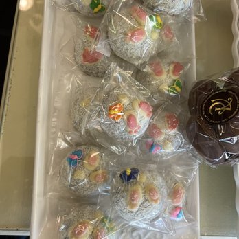 Aigner Chocolates - Chocolatiers & Shops Near Me - Forest Hills, New York Aigner Chocolates - Chocolatiers & Shops Near Me - Forest Hills, New York