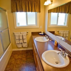 Elk Meadow Cabins - Master Bathroom