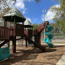 Forest Run Park - Playset