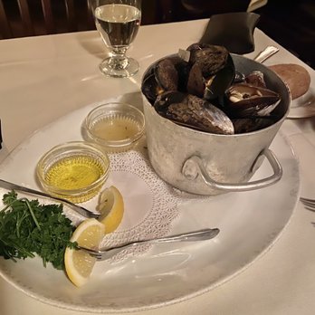Salt Cellar - Steamed Mussels In Butter Sauce - Seafood Near Me - Scottsdale, Arizona Salt Cellar - Steamed Mussels In Butter Sauce - Seafood Near Me - Scottsdale, Arizona