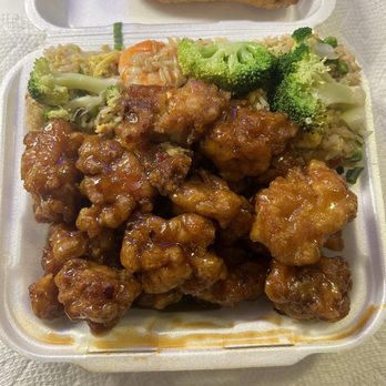 Beijing Express Restaurant - General Tso's Chicken - Chinese Near Me - San Antonio, Texas