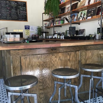 Parlay - Parlay's welcoming environment - New American Near Me - Sunset Park, New York Parlay - Parlay's welcoming environment - New American Near Me - Sunset Park, New York