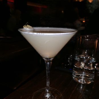 Tao - Lychee Martini - Dance Clubs Near Me - New York, New York