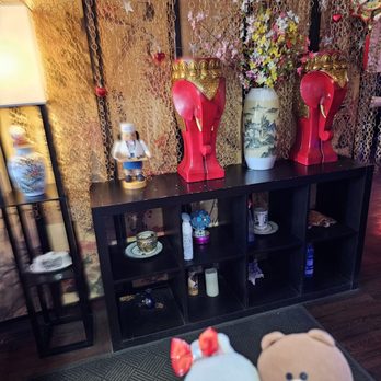 Asian Island - More decor - Sushi Bars Near Me - Sparta, New Jersey