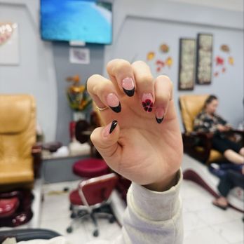 Amy Nails & Spa - If you come show me a picture of IVY designs on Yelp , it"ll be $7 off ! thank you . - Nail Salons Near Me - Chino, California