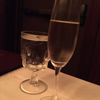 Hy's Steak House - Steakhouses Near Me - Honolulu, Hawaii