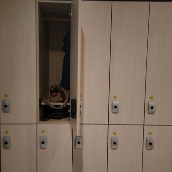 PSY Spa USA - Roomy, secure lockers - Skin Care Near Me - San Leandro, California