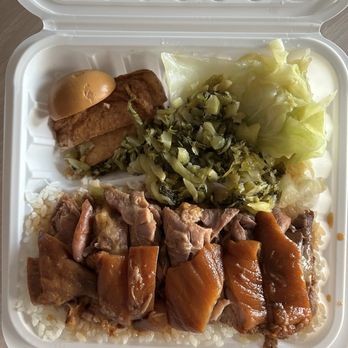 Hou Kee Chinese Bistro - Longjiang pork knuckle rice (peep the sides) - Chinese Near Me - Toronto, Ontario Hou Kee Chinese Bistro - Longjiang pork knuckle rice (peep the sides) - Chinese Near Me - Toronto, Ontario