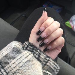 J Nails and Spa