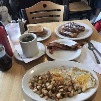 Ardmore Station Cafe - Breakfast & Brunch Near Me - Ardmore, Pennsylvania