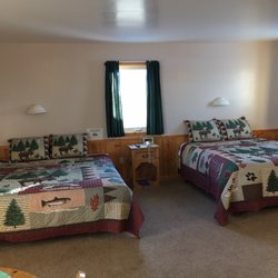 Tenderfoot Cabins & Motel