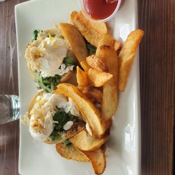 620 Jones - Crab Bennie with no sauce - New American Near Me - San Francisco, California