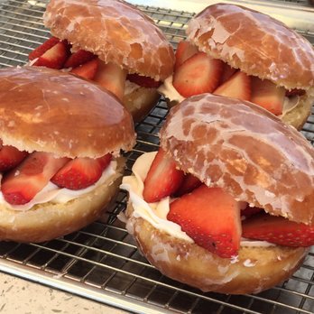 Twinkle Donuts - Look at the fresh strawberries! - Donuts Near Me - The Colony, Texas Twinkle Donuts - Look at the fresh strawberries! - Donuts Near Me - The Colony, Texas