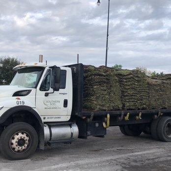 Southern Sod - a truck loaded with grass - Landscaping Near Me - Haines City, Florida Southern Sod - a truck loaded with grass - Landscaping Near Me - Haines City, Florida