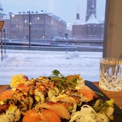 Mogge Sushi
