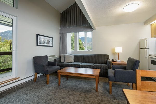 Whistler Village Inn + Suites by null