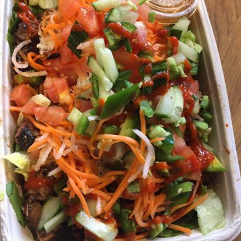 Sizzle&Crunch - Grilled chicken salad bowl - Vietnamese Near Me - Seattle, Washington Sizzle&Crunch - Grilled chicken salad bowl - Vietnamese Near Me - Seattle, Washington