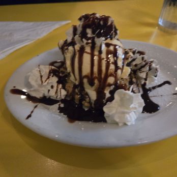 Fred 62 - Hot Cookie Bomb Round 2 - Diners Near Me - Los Angeles, California