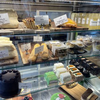 Costeaux - Petaluma - Cakes for sale inside Costeaux - Petaluma. - Bakeries Near Me - Petaluma, California