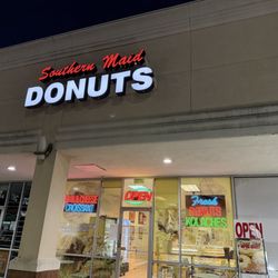 Southern Maid Donuts