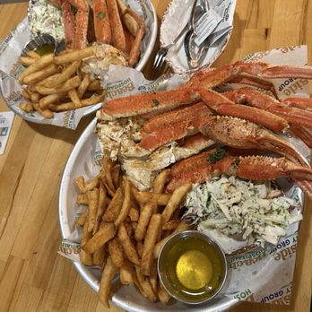 Mar Vista Dockside Restaurant & Pub - BAIRDI CRAB LEGS - Seafood Near Me - Longboat Key, Florida