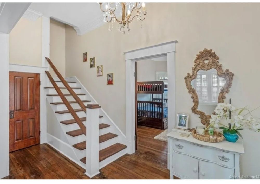 Slide of Simmons Builders