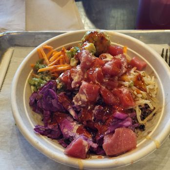 CoreLife Eatery - Tuna poke fire bowl with added carrots - Poke Near Me - Clarksville, Indiana