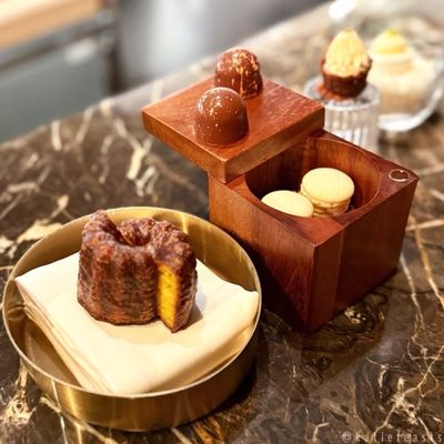 Alo by null Alo by null