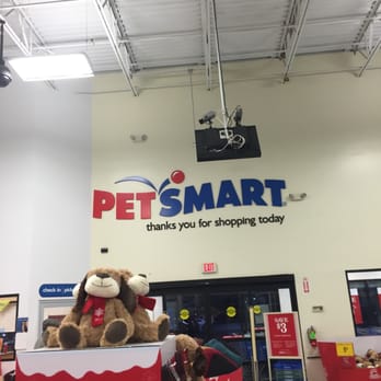 PetSmart - Braintree Petsmart -- Marketplace @ Braintree : 250 Grossman Drive, Braintree    Interior - Pet Stores Near Me - Braintree, Massachusetts