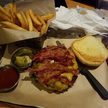 Chili's - Southern burger - American Near Me - Secaucus, New Jersey Chili's - Southern burger - American Near Me - Secaucus, New Jersey