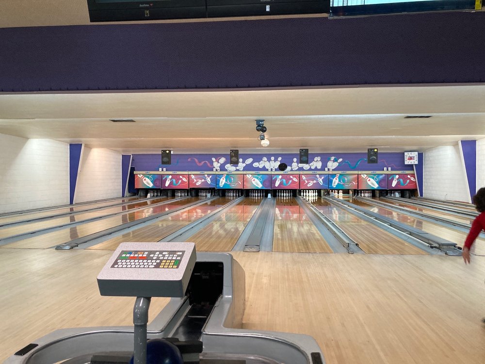 TEN SPOT LANES Updated October 2024 107 11th Ave NE, Mandan, North