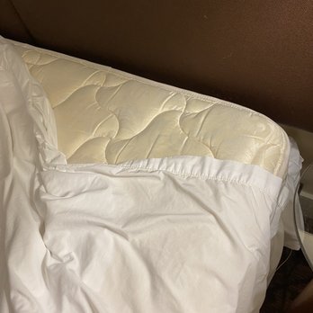 Sheraton Augusta Hotel - Sheets came undone - Hotels Near Me - Augusta, Georgia