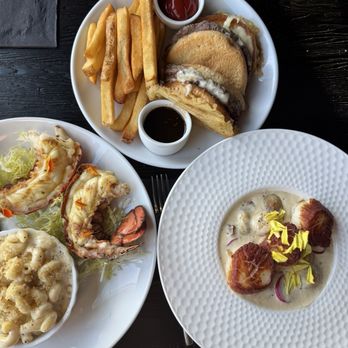 Mar - French onion prime burger Gnocchi ans scallops Lobster Mac n cheese - Seafood Near Me - Morehead City, North Carolina
