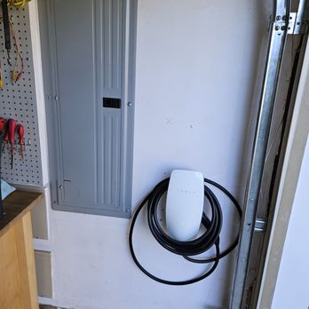Eric's Electric - Ev charger - Electricians Near Me - Los Angeles, California Eric's Electric - Ev charger - Electricians Near Me - Los Angeles, California