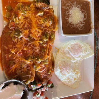 Amelias Mexican Kitchen - Chili relleno breakfast - Mexican Near Me - Tucson, Arizona Amelias Mexican Kitchen - Chili relleno breakfast - Mexican Near Me - Tucson, Arizona