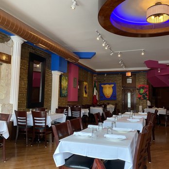 Mis Moles Restaurant - Inside - Mexican Near Me - Chicago, Illinois Mis Moles Restaurant - Inside - Mexican Near Me - Chicago, Illinois