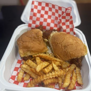Al's Hot Chicken - Corona - Sliders combo Combo #2 Two Sliders & Fries - Chicken Shop Near Me - Corona, California