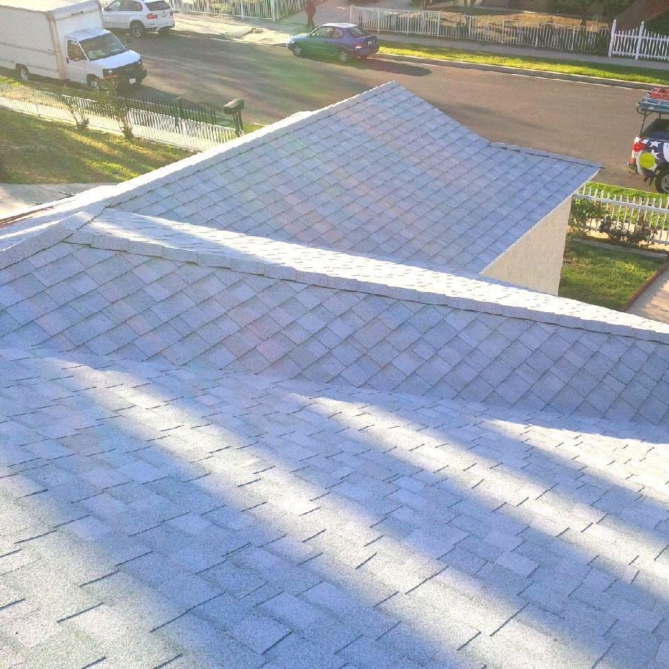 Slide of Modern Roofing Inc