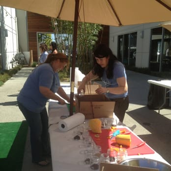 Patchwork Edible - Volunteer setting up pickle making DIY - Do-It-Yourself Food Near Me - Costa Mesa, California