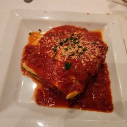 Pomodoro's Cucina Italiana South Shore - This is the Lasagna that taste mehhhh!!!