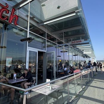 De Dutch - Breakfast & Brunch Near Me - Vancouver, British Columbia De Dutch - Breakfast & Brunch Near Me - Vancouver, British Columbia
