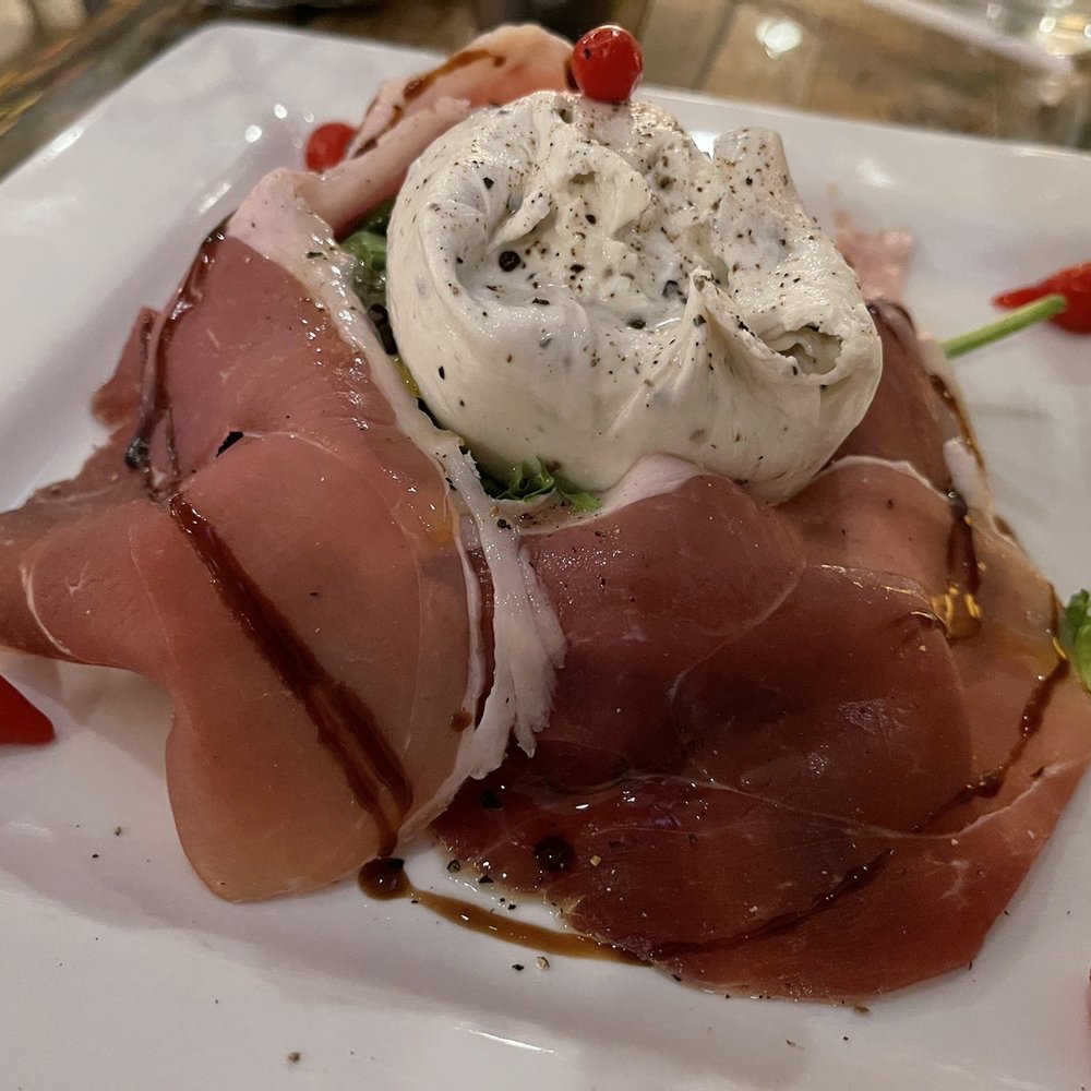 La Cosecha Argentinian Steakhouse - Truffled burrata - Argentine Near Me - Medley, Florida La Cosecha Argentinian Steakhouse - Truffled burrata - Argentine Near Me - Medley, Florida