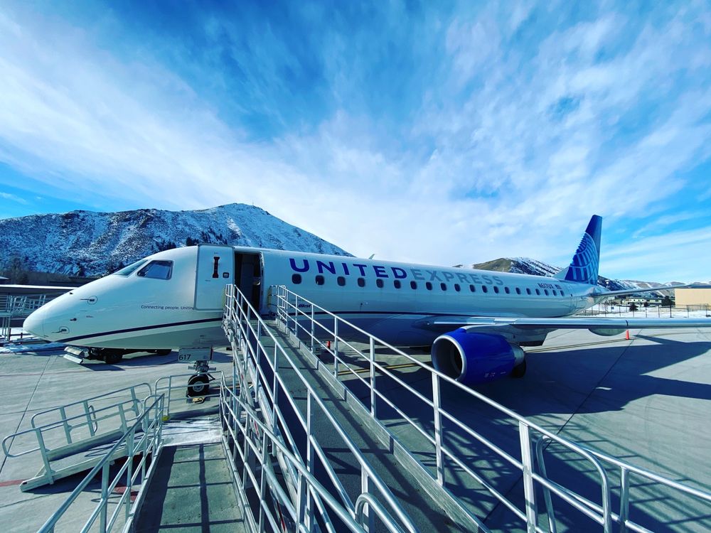 FRIEDMAN MEMORIAL AIRPORT 17 Photos & 22 Reviews 1616 Airport Cir