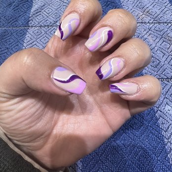 Mac Nail Spa - Gel extensions with monochromatic wave nail art - Waxing Near Me - San Francisco, California