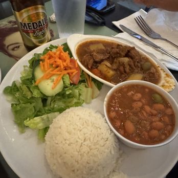 Mofongos - Bistec Encebollado - Puerto Rican Near Me - North Hollywood, California