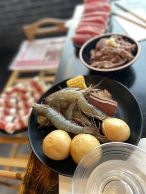 PiChaiYuan Hot Pot by null