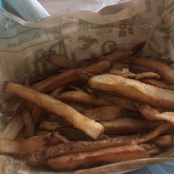 Wingstop - Barely warm and soggy. - Chicken Wings Near Me - South San Francisco, California