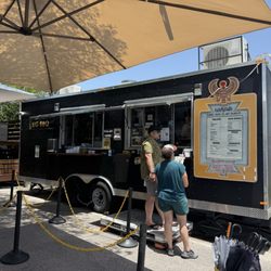 KG BBQ - The truck