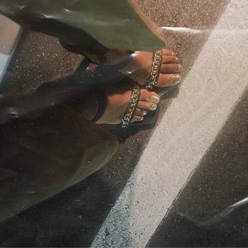 D'or Nail Bar - Metallic gold toes. I have nails as well but no photo unfortunately. - Nail Salons Near Me - Atlanta, Georgia D'or Nail Bar - Metallic gold toes. I have nails as well but no photo unfortunately. - Nail Salons Near Me - Atlanta, Georgia