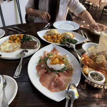 Ca Del Sole - Italian Near Me - Toluca Lake, California